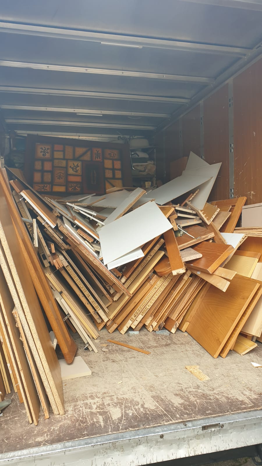 Furgone carico sgombero Lodi Crema Pavia